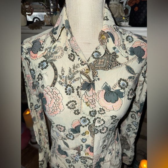 Lady Arrow vintage 1970’s floral button down shirt!  So hippie/boho! 🌺 - Picture 2 of 5